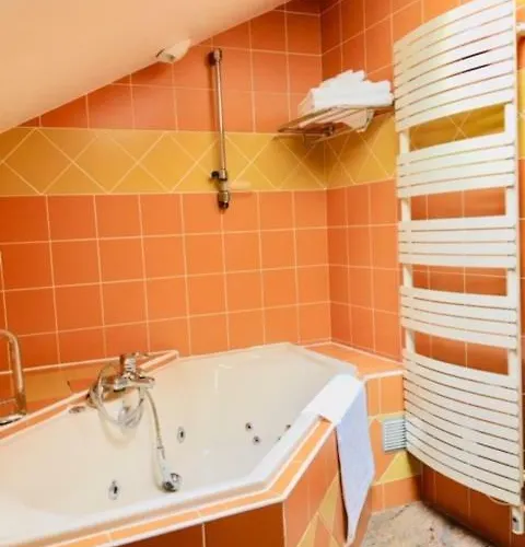 Hotell Le Allier Alleyras